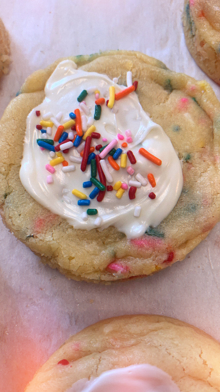 6 Chunky Cookie Collection (5/7-5/30)