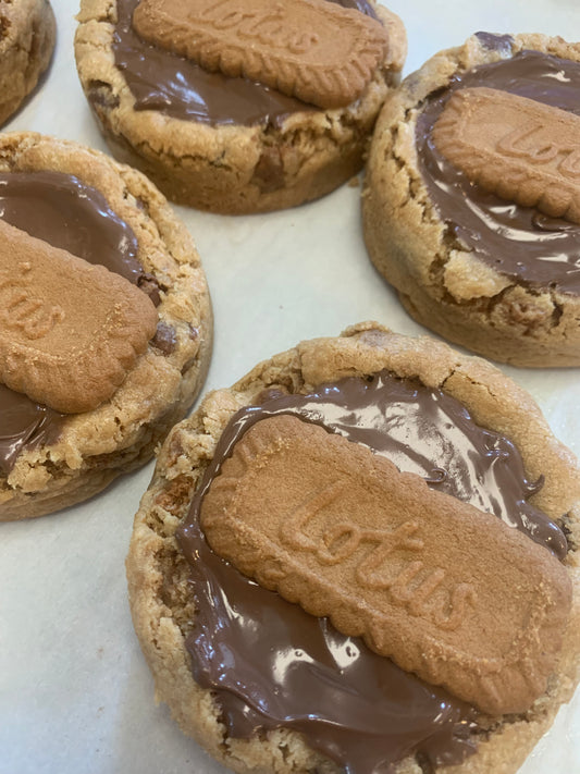 Parisian Biscoff Cookie Butter Cookie with Milk Chocolate (set of 4, 8 or 12)
