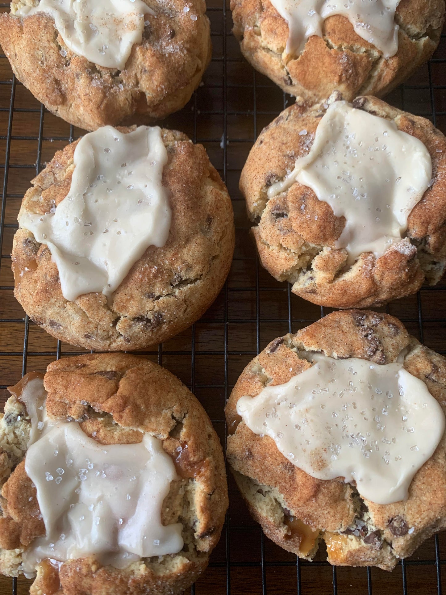 Cinnamon Caramel Chocolate Chip cookie, set of 8