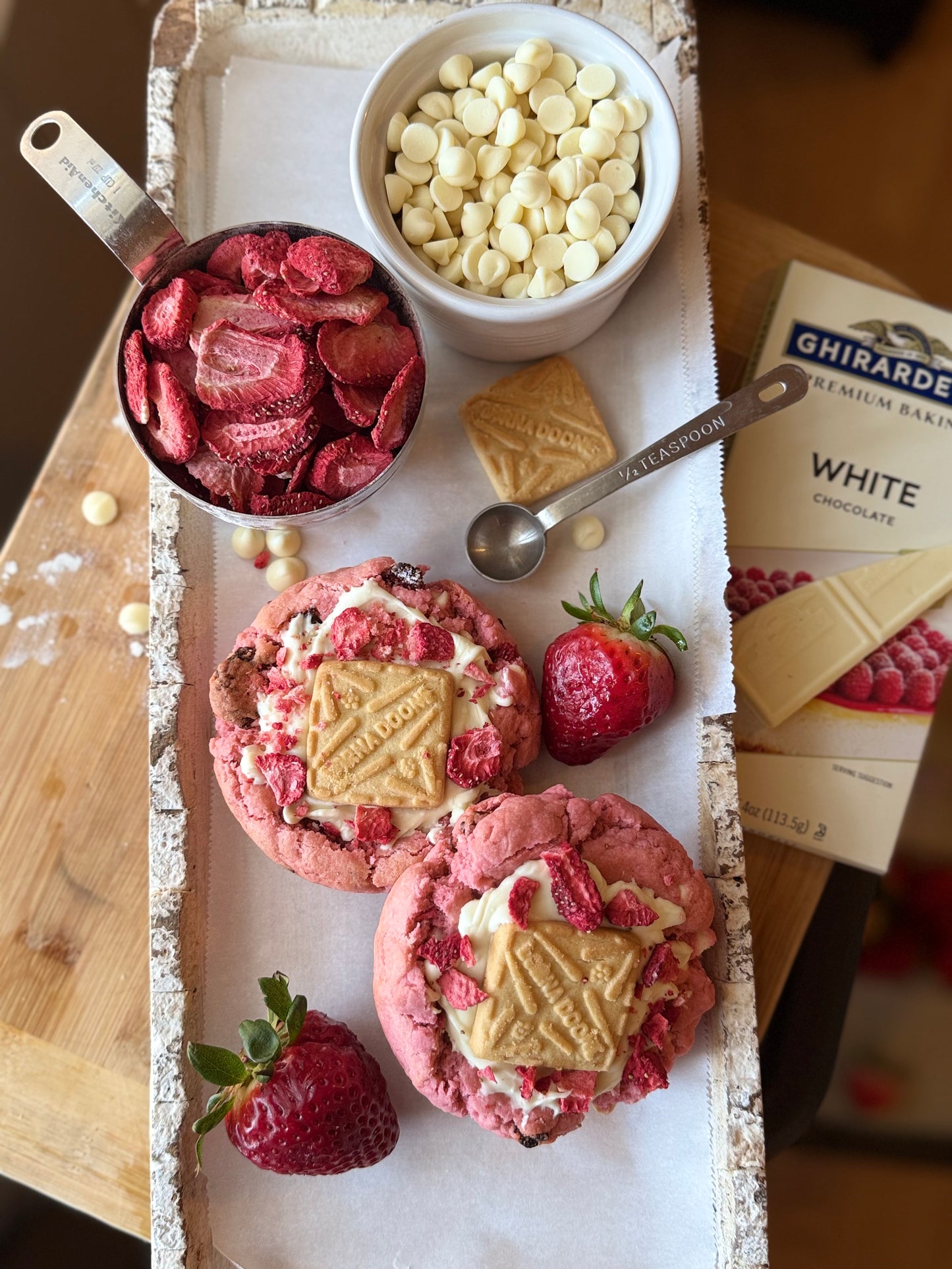 Strawberry Shortcake Cookie (4 cookies)