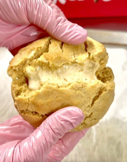 Stuffed Banana Pudding NY Style Cookies (4 cookies)