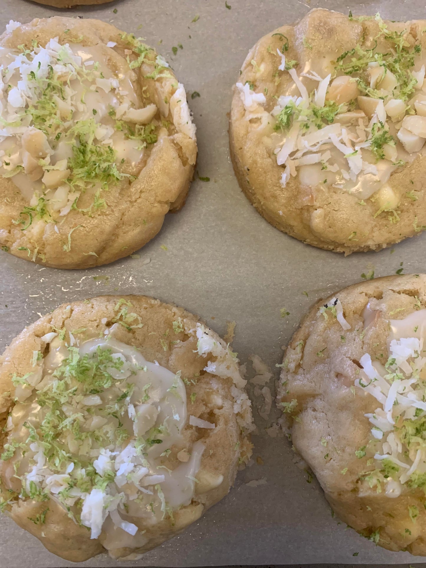 Coconut Lime Macadamia (seasonal)